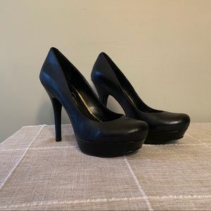 Jessica Simpson Platform Pumps